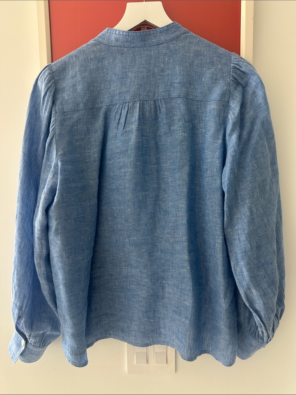 J. McLaughlin Light Blue Linen Popover Blouse - Medium - Picture 3 of 3